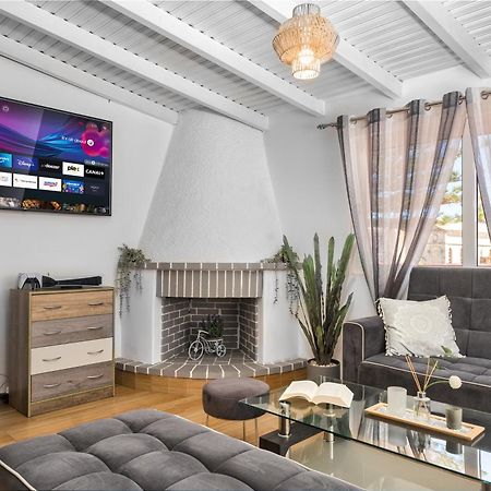 Dennis City Center Elegant Apartment Zakynthos Town Ngoại thất bức ảnh