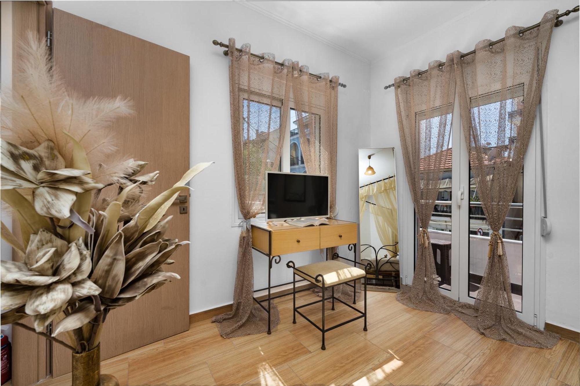Dennis City Center Elegant Apartment Zakynthos Town Ngoại thất bức ảnh