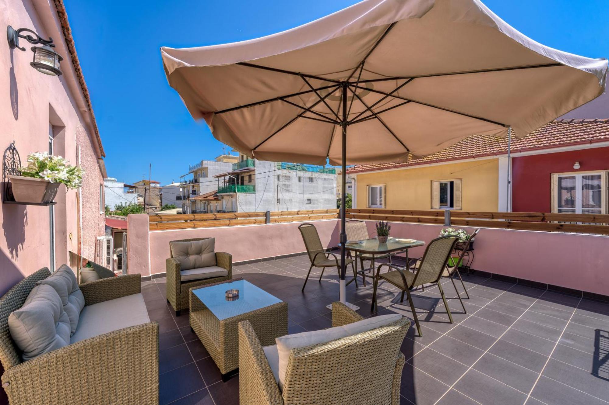 Dennis City Center Elegant Apartment Zakynthos Town Ngoại thất bức ảnh